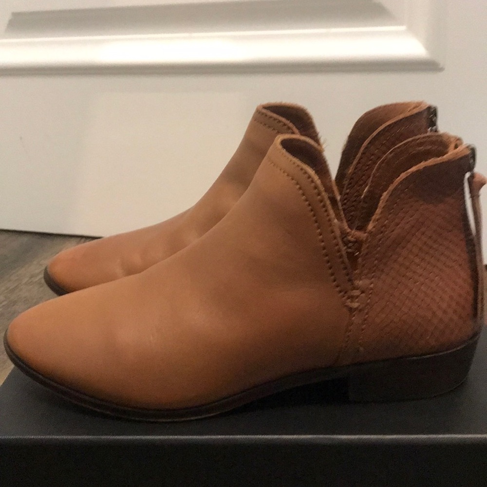 Loop There Is Is Bootie - image 4